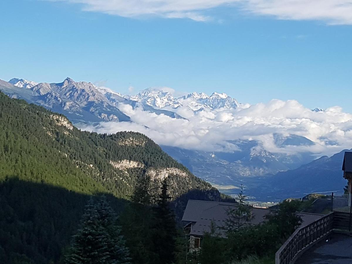 Auberge La Coulette فارْ المظهر الخارجي الصورة